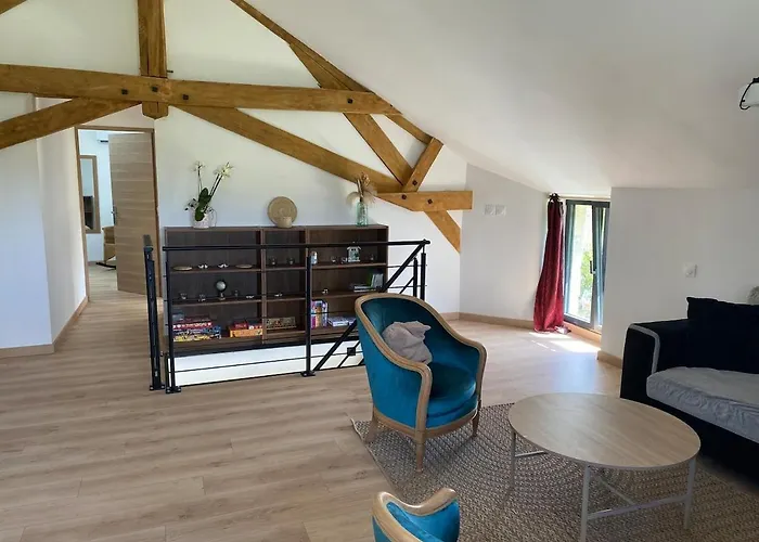 بيت للعطل Maison En Pierre, Proche Du Futuroscope *